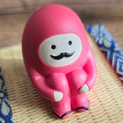 monomachos2025's profile picture. SATDAN（@bruus0312）のアカウントを捨て、こちらのアカウントで仕切り直し。
日本の片隅で生きるデザイナー。映画やゲームに海外コミック&文学などに触れつつ酒を嗜む。DCコミックスとバットマンに囲まれ、ドラゴンボールをこよなく愛する少年時代を送っていた。