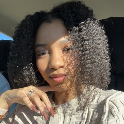 Natural Hair • Therapy • Lifestyle • Content Creator | YOUTUBE: Deondra Lavon ⤵️ 250k+ views