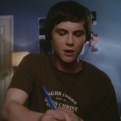 omggitzdre's profile picture. jurídico Abby anderson                                                                                 
✝️