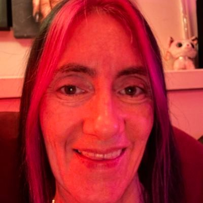 Your friendly neighborhood vixen! I am also a sex toy tester! My OF is at https://t.co/gyzgfvpt2W.
Paypal sueabbykin37@yahoo.com