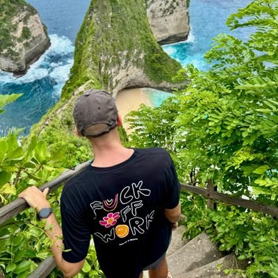 BelgianBigBrain's profile picture. 25yo 🇧🇪 Football fan
Kiné
Futur prépa physique