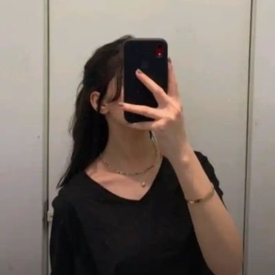supriyya10's profile picture. Developer  || 🎀