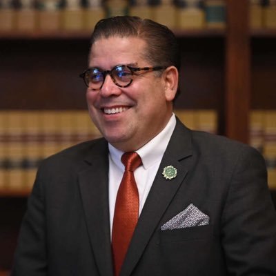 Consultant in governmental & financial affairs. 100%Doradeño🇵🇷🇺🇸with family and Christian values.