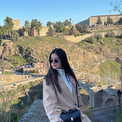 Mel_LeonQ's profile picture. 26 years