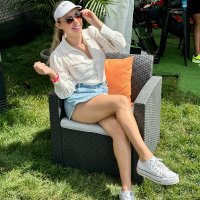 Helena Ellison (@wzbowman) 's Twitter Profile