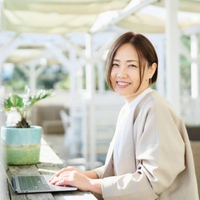 宮崎でフリーランス歴20年のライター・編集者(dig edit&design)|書く✍️を仕事の真ん中に|マーブル4期生|バレーボールはコミュニケーションツール🫶|猫🐈⬛のいる暮らし