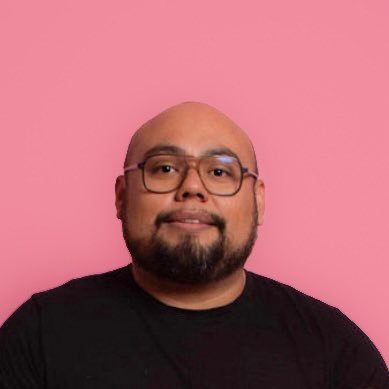 Internacionalista, orgullosamente oaxaqueño y chiva de corazón. La Cerveza oscura y el mezcal joven.