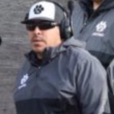 Defensive Line Coach JUCO @ReedleyCFB | Father to @TRLira10 |Tabor College '07 GRAD| jesse.lira@reedleycollege.edu | Baseball Coach w/ @VisaliaWolfPack