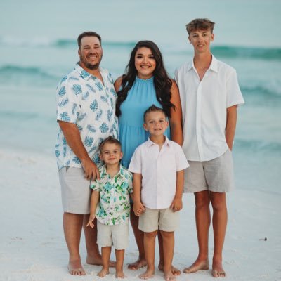 married to my best friend since ‘18, mama to Jase & Judge 🤍