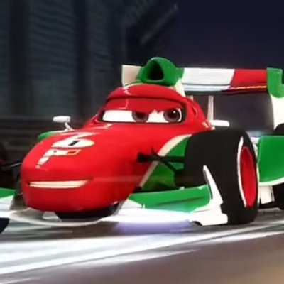7 veces campeón de Formula Racer🏆🥇
Y el mejor corredor de Italia 🇮🇹