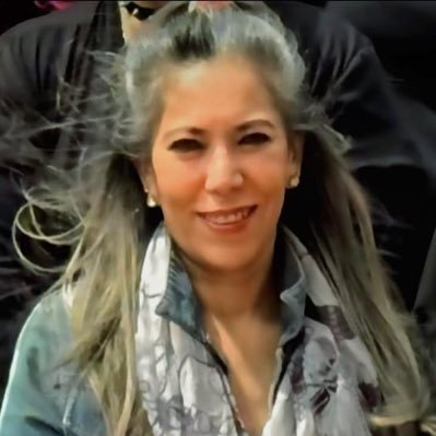 Periodista Comunicadora Social Magister en Estudios Políticos.