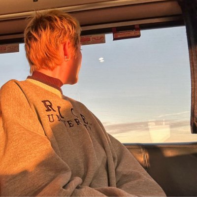 corduroydyke's profile picture. they/them