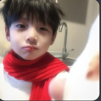 hhhoba801684863's profile picture. 