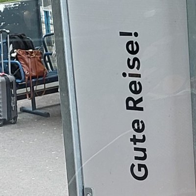 HiDorli's profile picture. Digitalistin. Darts-Fan. Motivierte Gemüsegärtnerin. Familienmensch.