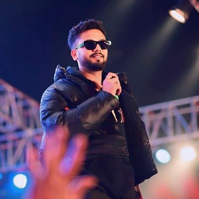 AviraajSharma's profile picture. #ElvishArmy 🚩🚩

SANATANI🕉️