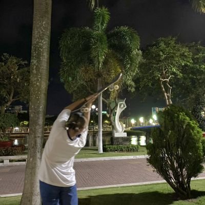 VieQ_0404's profile picture. 