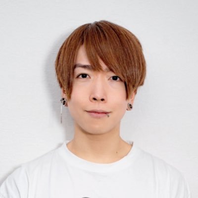 デスボイスのプロと会社やってます。超高い声も出します。◆日本初のスクリーム教室MyScream設立 ▶︎ https://t.co/wGAnrHlvHs|◆youtube14万人 ▶︎ https://t.co/mMdF5qEH0B| ◆アーティスト、アイドル、声優さん等幅広くご指導。お仕事依頼はDMかHPから。