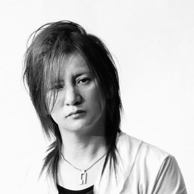 Yellow Hearted of Japan Vo.☆ Everythingentertainment代表 ☆(有)K,Sファクトリー代表取締役☆音楽・You Tube西成キンちゃん・TV番組プロデューサー☆倉敷生まれ尾道出身大分育ち以後東京だったり色々 今は大阪☆JASRAC準会員☆アートトラック2代目なんか丸