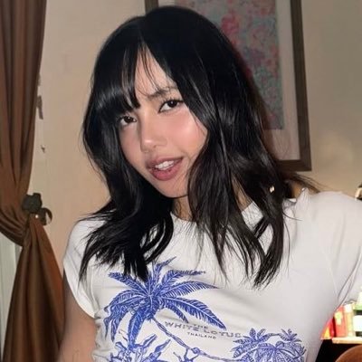 divamanobal's profile picture. for global superstar #LISA #리사