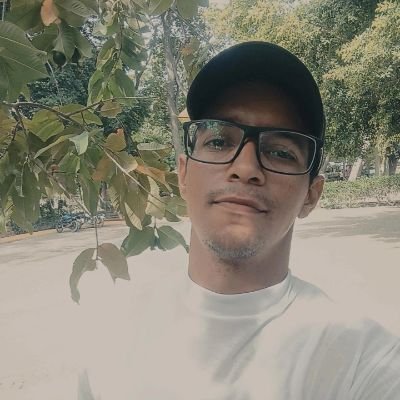 Lic. Química 👨🏾🔬, jodedor 🤭 y lo más importante #Venezolano 🇻🇪🥳
