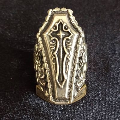 atnopjd's profile picture. アクセとレザーはtoolであり芸術作品
甲殻アレルギーになりました。