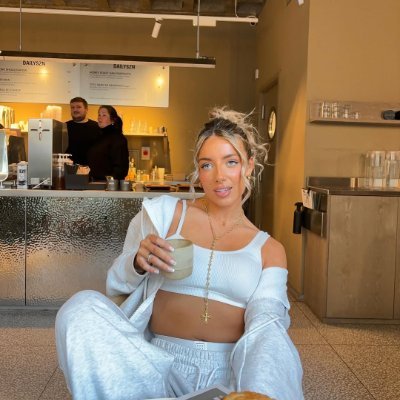 Leocadia8638's profile picture. Co-Founder | Dog Dad 🐶 | Coffee Lover ☕
Everything you can imagine is real. — Pablo Picasso
❌DM❌Investment❌Porn