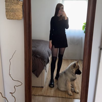 25 y