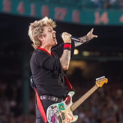 your local pop punk gymnast | gdtwt brucetwt and average boston sports fan #dirtywater