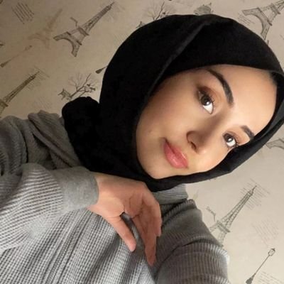 seli27na's profile picture. 