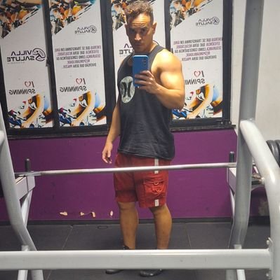 DodaProst's profile picture. Viver o mais intensamente, arriscar sempre. Se tivesse 100 anos para viver, eu ainda não teria tempo para fazer tudo o que quero fazer.