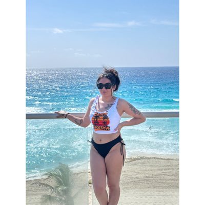 LenaCuevas_'s profile picture. 