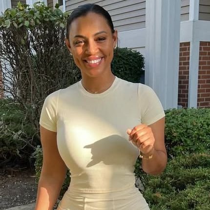 VBanneth8687's profile picture. Open minded woman