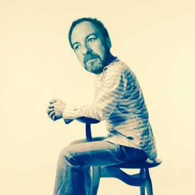 Pro Guitarist | Meme Builder Singer/Songwriter | (human) Musical Renegade
