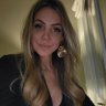 DebbiedeVlugt's profile picture. (hockey) Moeder, makes her own money  @vincentgdevlugt💍 since 2005   #BrabolivinginZH #highheels #spelvoutjes
born in '81
