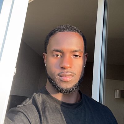 Ariclen80366787's profile picture. AP7🇦🇴🇫🇷 💪🏿// One day I'll get there🙏🏿Baller 🏀❤️//IG:ariclenes7