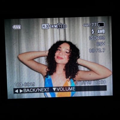 hannacarolinaa_'s profile picture. nada com nada ~ meu diário virtual