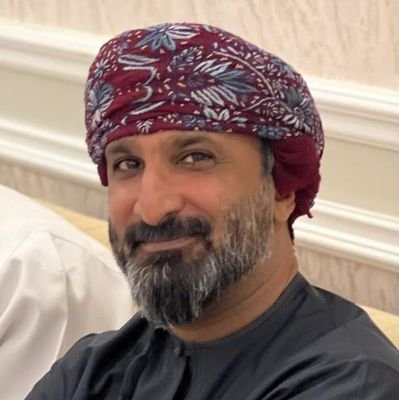 AzizBalushi's profile picture. أيها الشاكي وما بك داء كن جميلا ترى الوجود جميلا