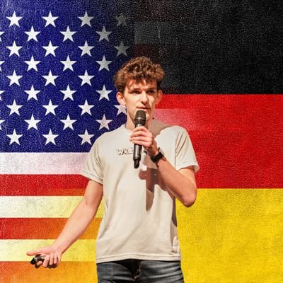 19 year old founder of @linkspreed 🧡 - Web4 🎯 -
Shape the future 🌱🚀
Free Speech 🤝
Build Your Own Social Network in 15 seconds 💬