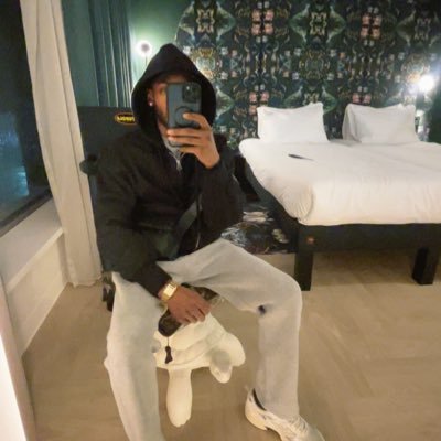 @Dhyshon