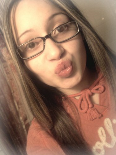 xoshakira_'s profile picture. Money Gettin$$