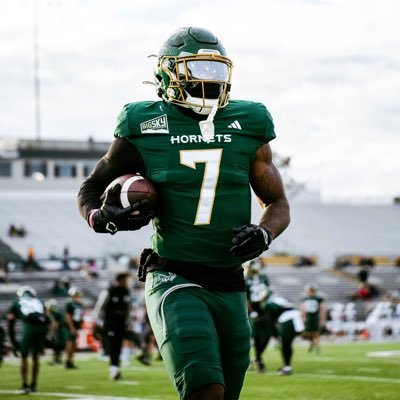 jalenwilliams_5's profile picture. Sac State DB 🐝