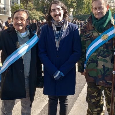 Periodista, Fotógrafo, redactor y camarista
Dios, Patria y Familia🇦🇷
23años/BS.AS