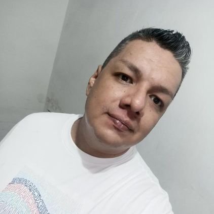 🌈Mi táctica de seducción y coqueteo es no hacer nada, siempre espero que la otra persona de el primer paso🌈