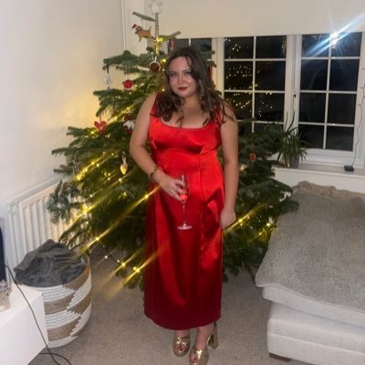 shannonking_'s profile picture. Occupational Therapist currently working in CAMHS. All views are my own❤️