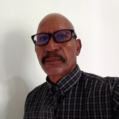o meu pensamento é cada dia ser uma pessoa melhor fazendo grande esforço pra conseguir e continuar fazendo, isso é um processo continuo ñ pode parar.