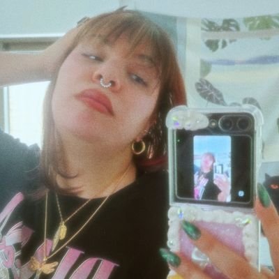 elene ☆ミ ☆彡さんのプロフィール画像