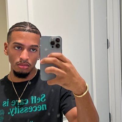 darius_x18's profile picture. daft pretty boy ᵕ̈