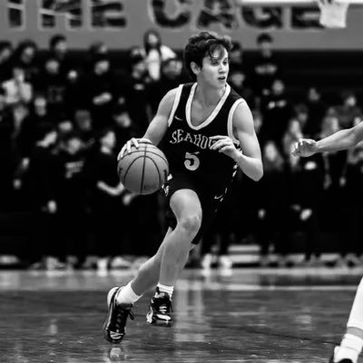 CGorcyca's profile picture. Seaholm Class of 2025 | 4.800 weighted GPA | email: cgorcyca@icloud.com