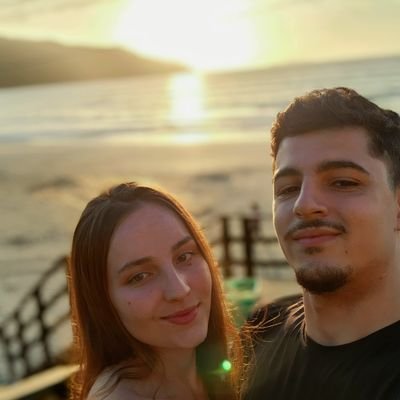 Um fã e fanático pela namorada que tenho❤️🦆
@AdriSierota 💍