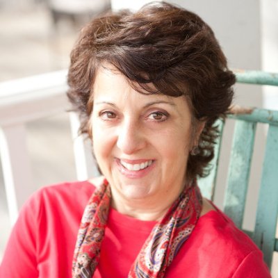 WriterGirlAng's profile picture. 